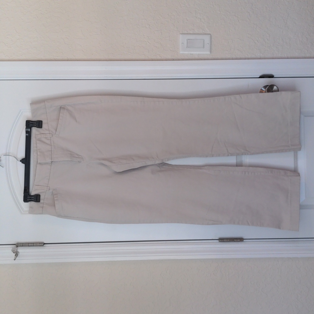 Ladies 10 Dockers